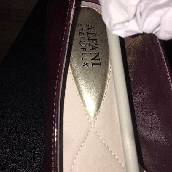 ALFANI WOMEN'S ASHIAAP ROUND TOE ANKLE STRAP CLASSIC PUMPS IN MULBERRY~ 7.5 MED - Picture 4 of 4